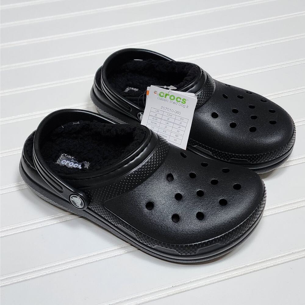 CROCS Kids Black Classic Clog with Fuzzy Lining